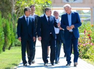 Волгоградский керамический завод посетил глава региона